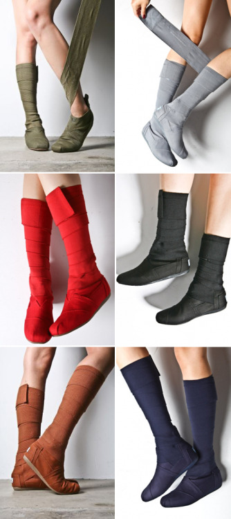 red wrap boots from TOMS