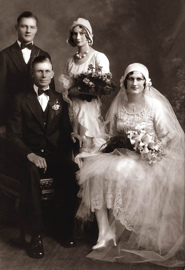 Wedding party c 1930