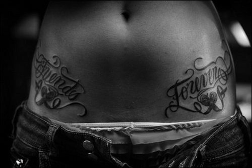 HIPBONE TATTOOS ARE SO PROPERR to bad I wanna have kids one day in the 