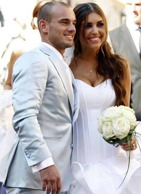 wesley sneijder wife. Wesley Sneijder with new wife,