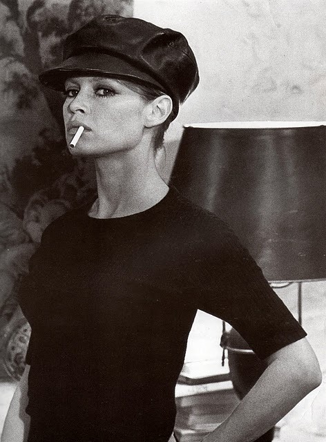 Film Noir Photos The Art of the Dangle 24 Brigitte Bardot