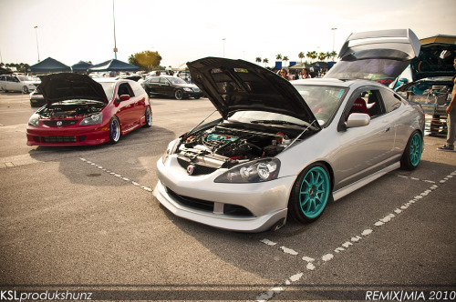 Honda Remix Dc5 and EP3 Automotive At It's Finest