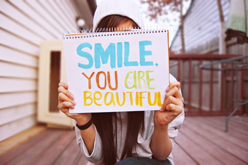 stfushelby:

Smile you are beautiful