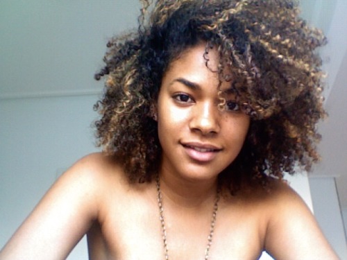 lefashionjunkie Yo tambien soy sexy Light skinned or mixed Black women with