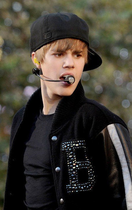 very cute justin bieber pictures. hot cute justin bieber quotes.