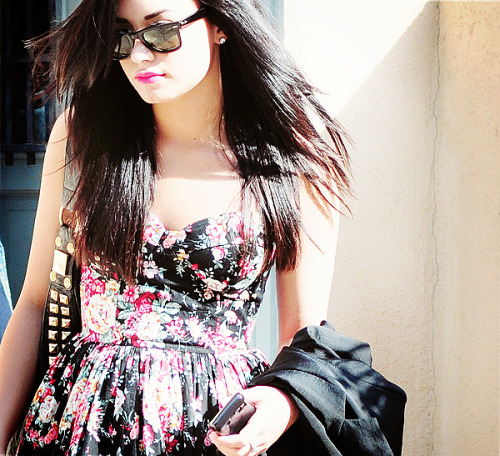 favorite demi photos in 2010 / in no order / heading out to brunch at the four seasons hotel