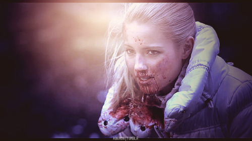  via: abgron / op: abgron / tagged: dianna agron. the hunters. / 39 notes