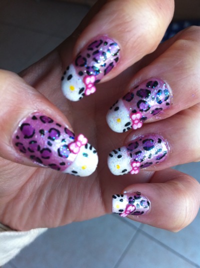 hello kitty nails. Hello kitty nails with leopard