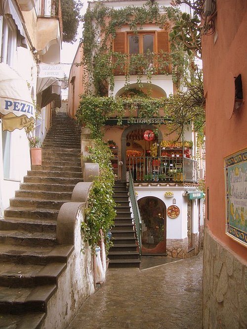 Delicatessen, Positano, Italy 
photo via handa