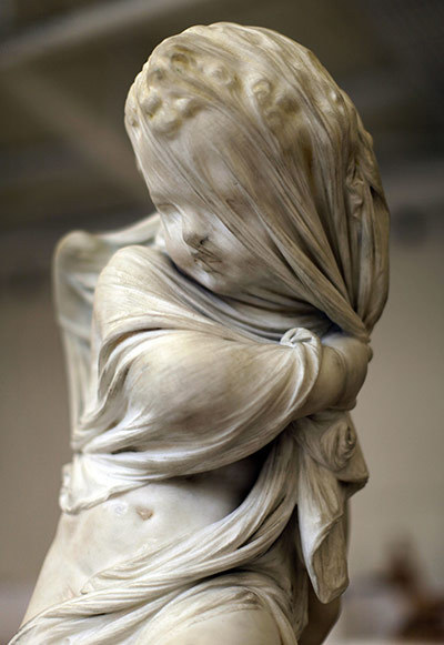 Italian sculptor Antonio Rossetti's Amor Secreto
