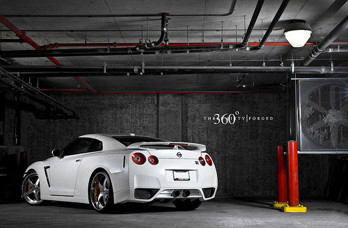 Posted 1 year ago Filed under nissan gtr white r35 skyline coupe 