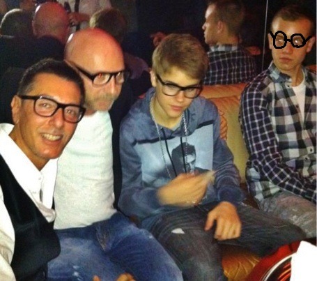 bieberpassion:  It’s okay Ryan, I made glasses for you ♥ 