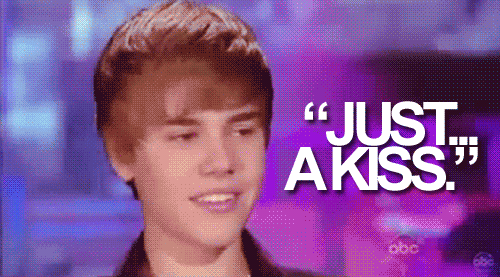 justin bieber jasmine kissing. Justin Bieber referring to