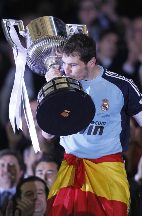 real madrid copa del rey 2011 trophy. the Copa del Rey trophy.