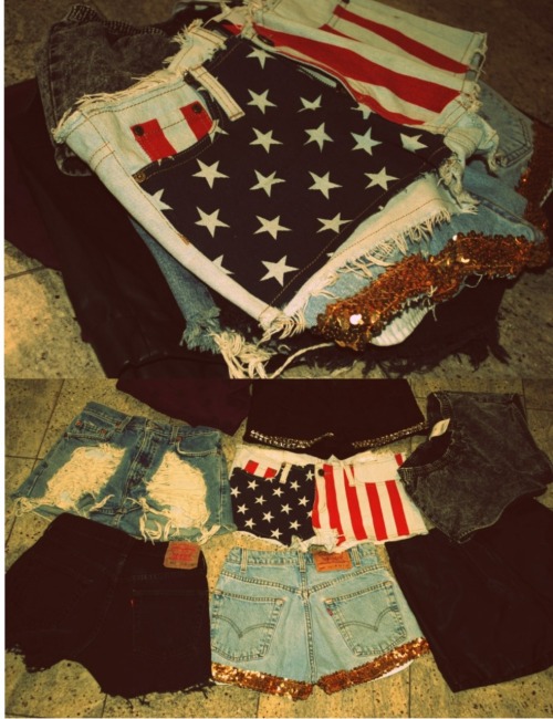 dirtylittlestylewhoree:These are my most favorite pairs of shorts that i own<3