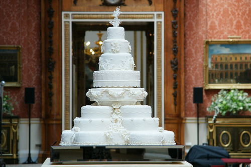kate middleton and prince william wedding cake. The royal wedding cake. :]
