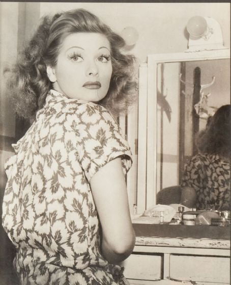 Lucille Ball Reblogged 12 months ago from iloveoldhollywood 77 notes