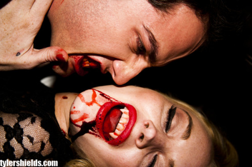 lindsay lohan vampire pics. Lindsay Lohan and Michael