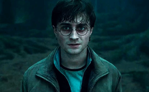 smileveryday:

 
Qualquer coisa é possível se você tiver coragem. (Harry Potter)
