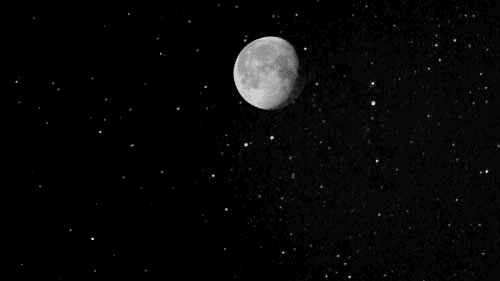 E às vezes, a noite. Eu fico olhando a lua. E geralmente, eu lembro de você.
ChuvadeAmor 