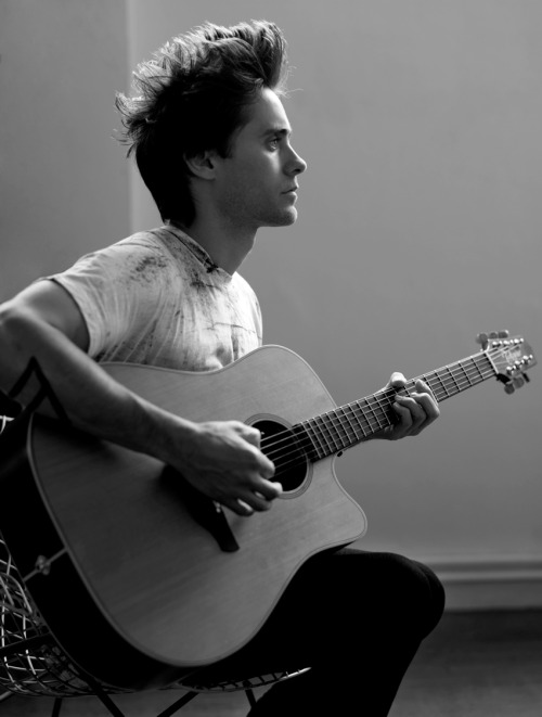 JARED LETO UNPLUGGED AFTERNOON / PARIS 08/06/11 by DOMINGUE