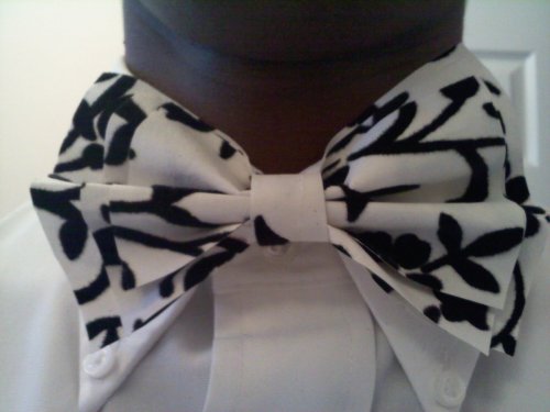 Black and White Fabric Paper Bowtie Design, Worn, and Created by Jared Jonté Jacobs
Photography by Jared Jonté Jacobs