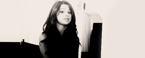 
Selena live chat this Tuesday, June 28th, at 12:15 EST! [x]
