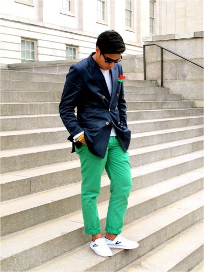 Welche Farbe und was zu grüner Hose?