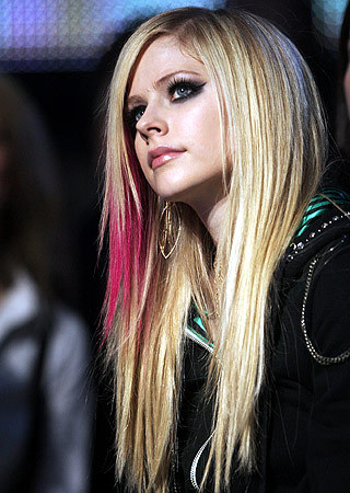 #Ashley Tisdale #Avril Lavigne