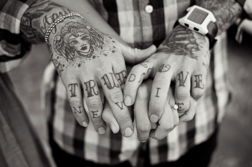 finger tattoos tattoo