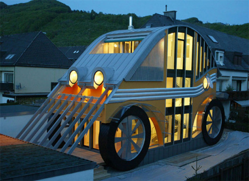 castlejournal:

Unique Unusual Auto Car House Plan design - German Architechture
