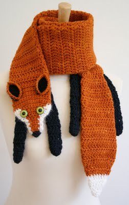 Crochet Fox scarf how cute!
cajunmama:

(via The Craftinomicon: Spotted on Pinterest)
