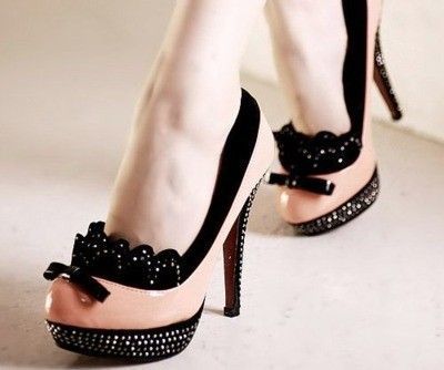 Dedicated to fashion / shoes on we heart it / visual bookmark #14521475