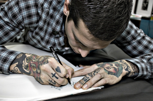  tattoo tattoos inked tattoo gun drawing artist