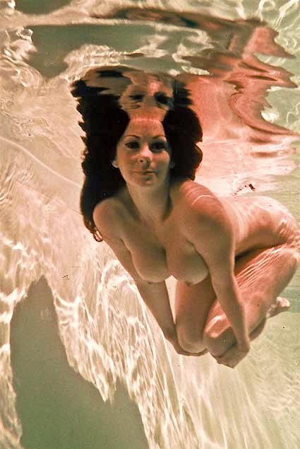 Posted September 17 2011 at 316am in photography movie edwige fenech nude 