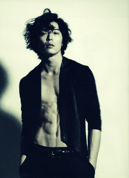 doesayss:

 
50 most beautiful people to me (in no order): Kim Jae Wook



He’s number 1 for me….