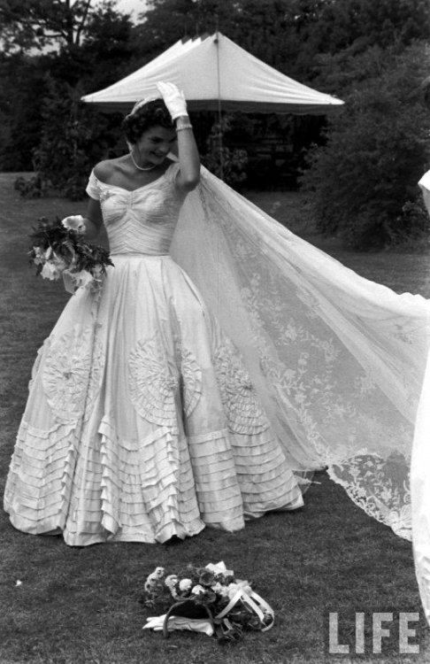 darklamb Jacqueline Bouvier on her wedding day
