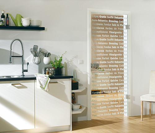 | ♕ | porta de vidro para decoração de cozinha / sala de jantar | por Bartels / Trendir via micasaessucasa | delightmyeyes
