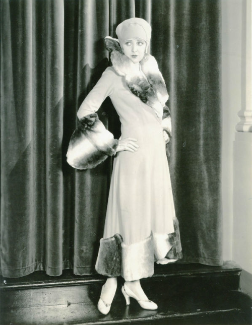 Billie Dove 1927