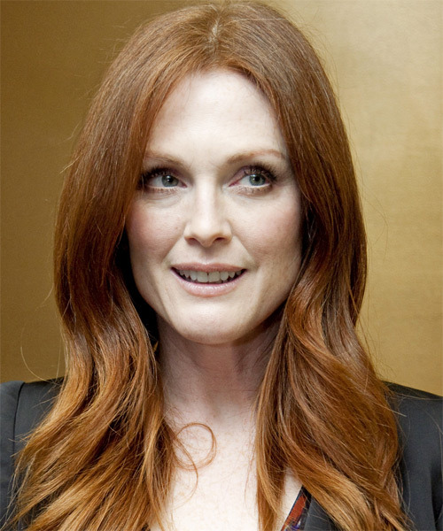 Julianne Moore is 51 today December 03 2011 Posted by riotsqurrrl