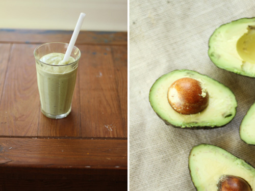 healthyyme:

finger-print:

1 ripe avocado
1 banana
1 kiwi
raw almond milk*
raw honey or agave
Blend and serve as is. I usually also add pomegranate juice.
Recipe via Whole Family Fare. Her blog has really great vegan/raw/vegetarian recipes

To make right now, or not to make?
