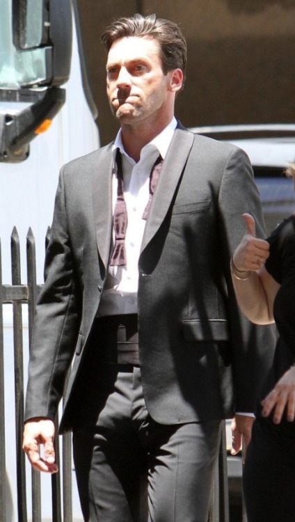 guyswithbulges Jon Hamm and his bulge There's so much going