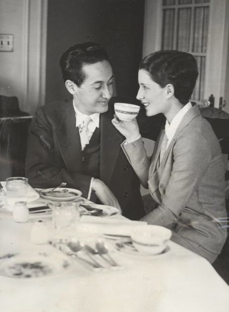 Norma Shearer and Irving Thalberg canoodling Source via labelleboheme 