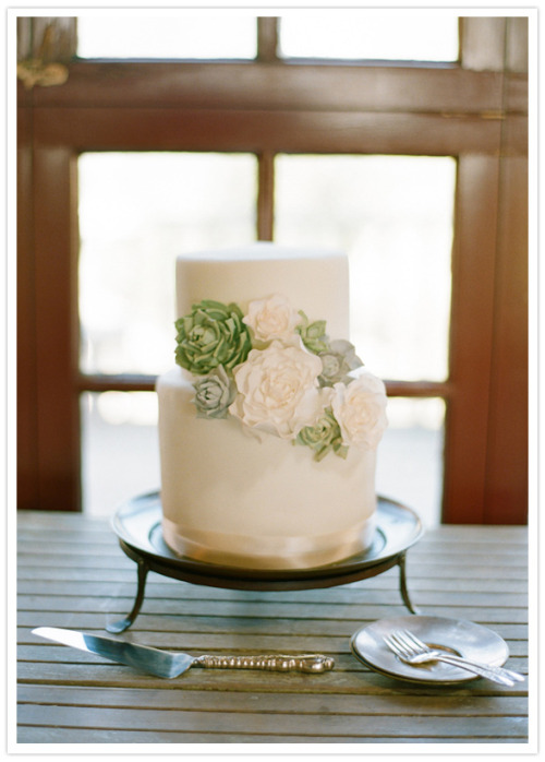 Beautiful simple green and white wedding cake via forevercherished 