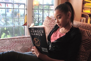 biggest-hunger-games-fans:

whatthefinnick:

RUE, BB, NO. DON’T TURN TO PAGE 232. 

RUECEPTION