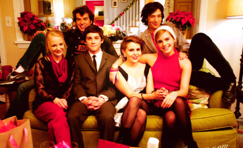  mine logan lerman emma watson whoever else is in this picture im too 