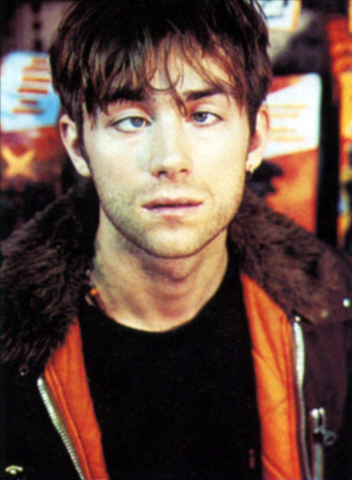 God gave us Damon Albarn He is a gift THAT I WORSHIP EVERY DAY