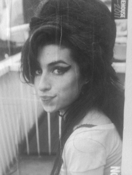 Tagged Amy Winehouse Black and White Music Style Photography Woman 