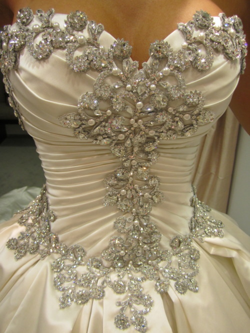 Pnina Tornai jeweled ball gown For the more overthetop bride