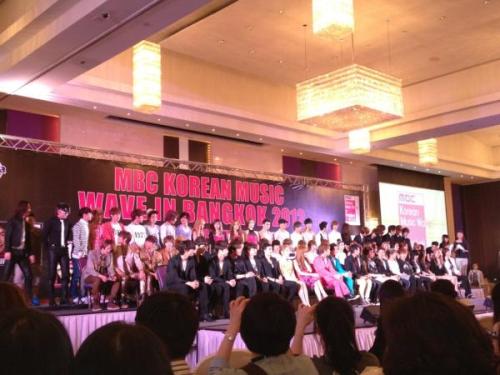 [120406] Artists at MBC Korean Music Wave in Thailand Press Conference! 
Credit: _asiandelight
Via: syj12 and @SungyeolBias


